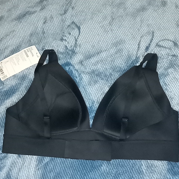 Athleta essentials bra A-C cup - Picture 4 of 5